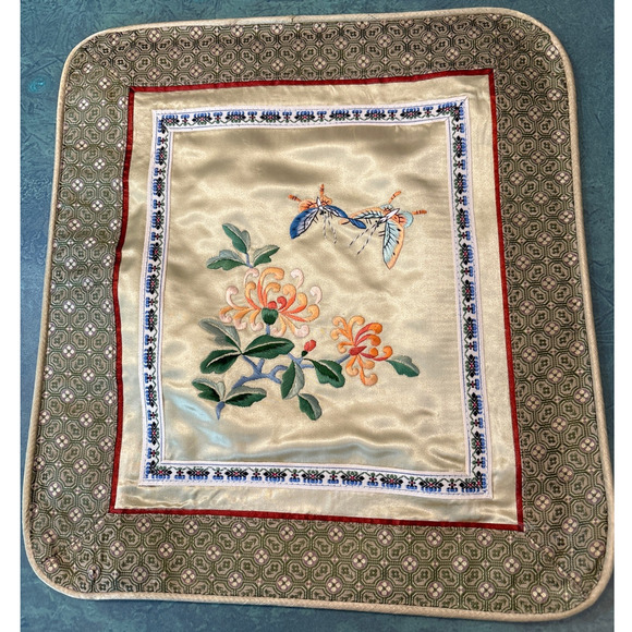 Toss pillow cover silky rayon satin hand embroidery golden square zips closed - Picture 10 of 10